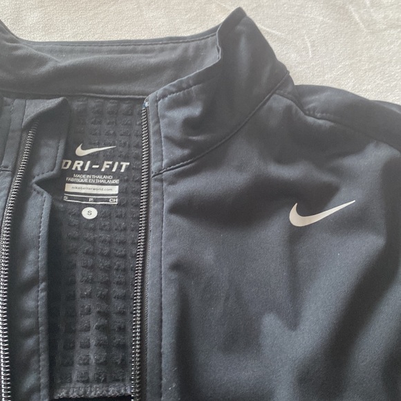 Nike performance zip up sweatshirt small black worn once - Picture 2 of 4